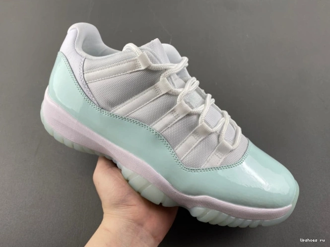 Air AH7860-103 “Igloo”  11  Jordan Low 0327